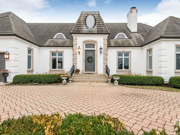 11361 W Plainfield Rd, Indian Head Park, IL 60525