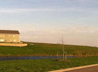 1759 Tiger Ridge Dr, Albert Lea, MN 56007