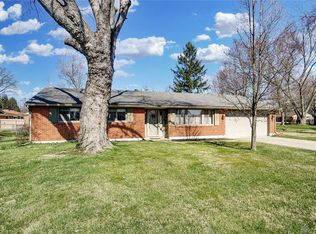 4937 Arrowhead Dr, Dayton, OH 45440