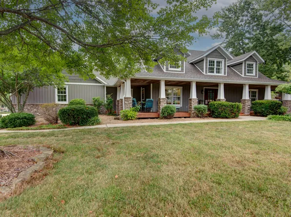 1625 E Lakecrest Drive, Ozark, MO 65721