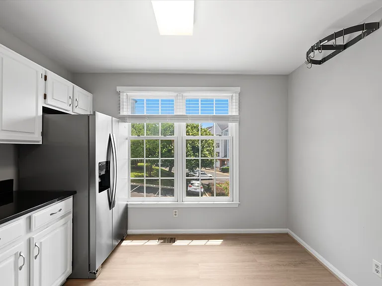 299 S Pickett St — Photo 13