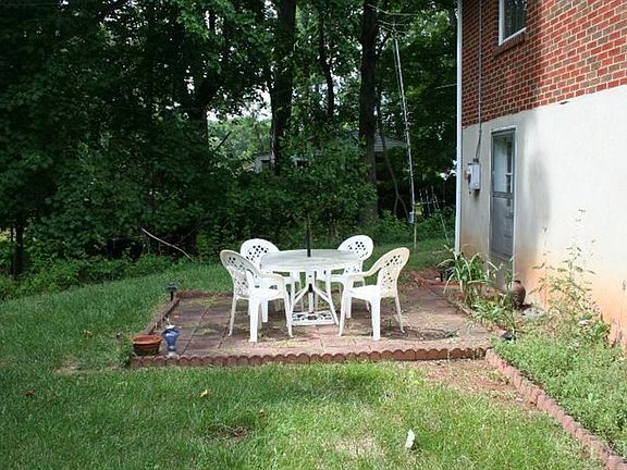 4th image of 1509 Oakwood St