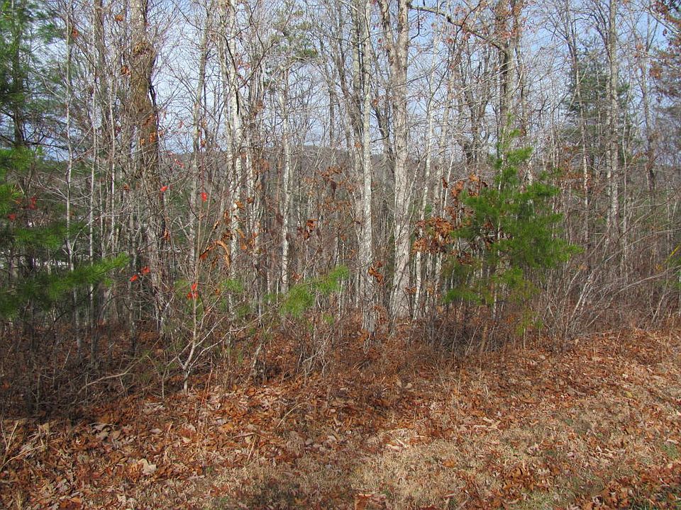 1st image of 37 Meadowood Ln