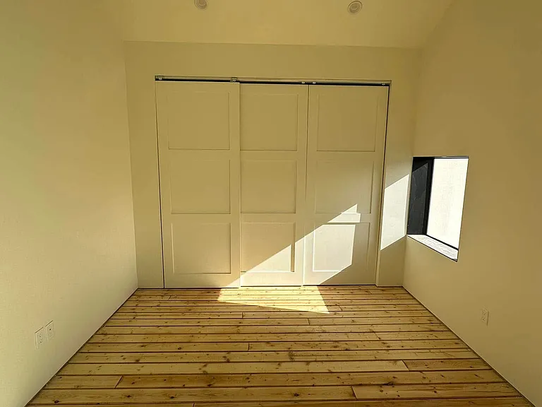 1022 E Polk St #1 — Photo 10