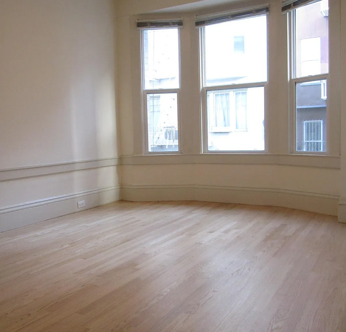 2 bed, $4,250 — Photo 4