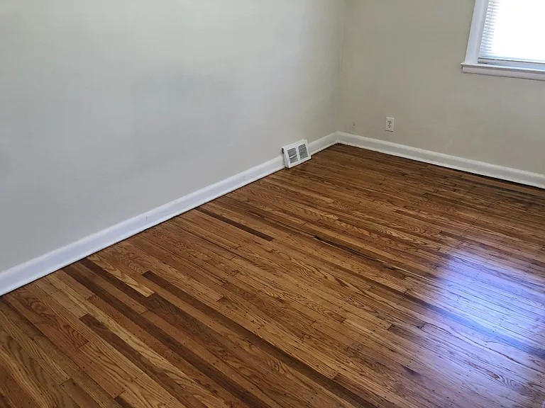 6725 Regent St — Photo 25