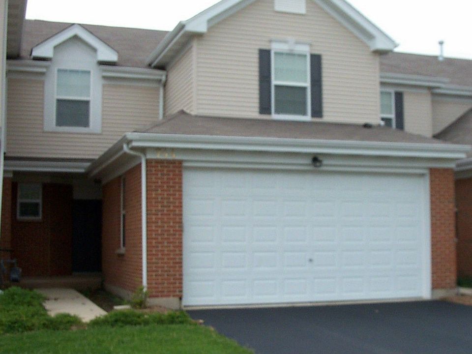 Well Maintained Townhome