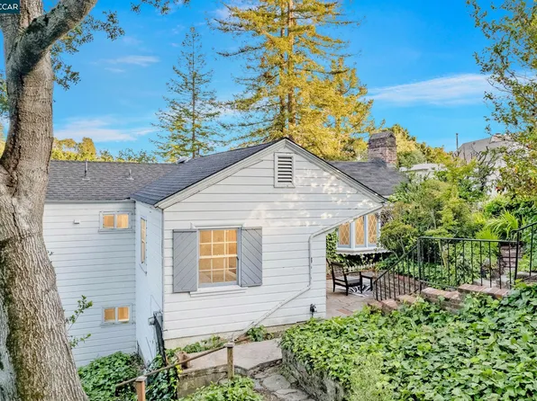 301 Taurus Ave, Oakland, CA 94611