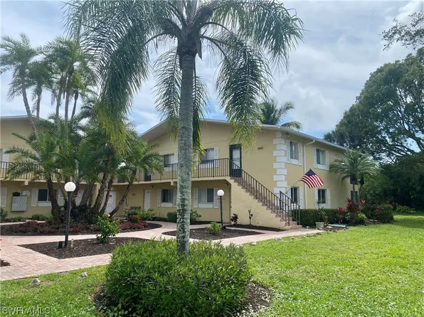 8049 Country Rd Unit 206, Fort Myers, FL 33919