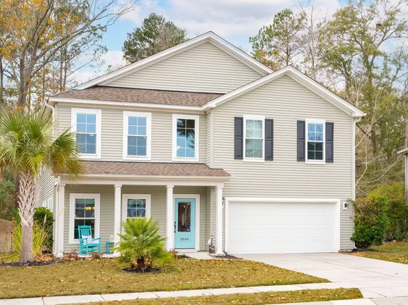 3840 Hanoverian Dr, Awendaw, SC 29429