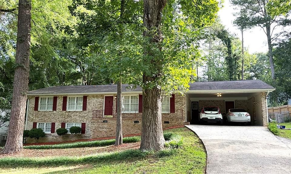 1st image of 866 Killian Hill Rd SW