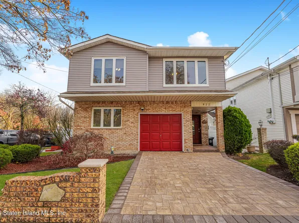822 Rathbun Ave, Staten Island, NY 10309