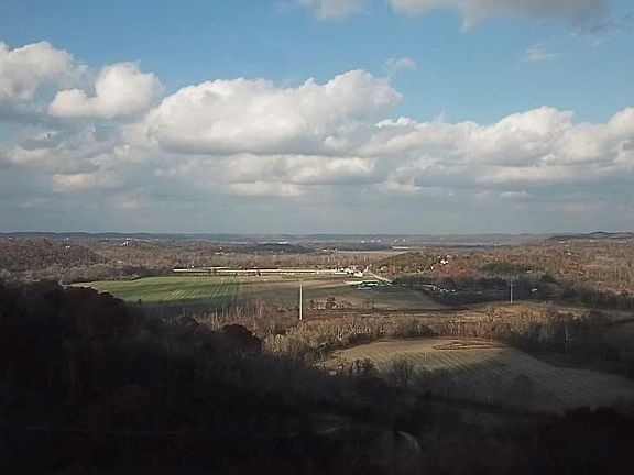 3rd image of 54 The Bluffs Dr #54