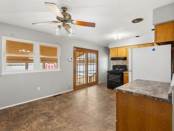 5th image of 1020 Bellarmine Ln