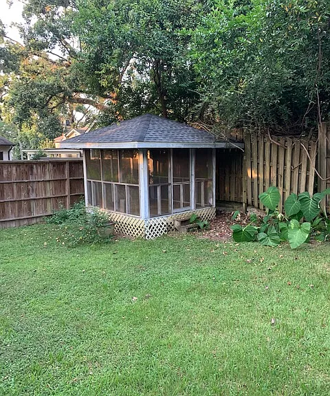 165 Gaston Ave — Photo 10