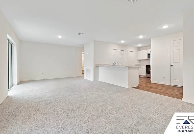 9 Roxland Ln — Photo 6