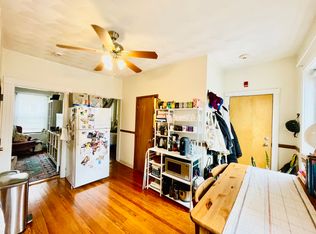 206 Hanover St #6, Boston, MA 02113