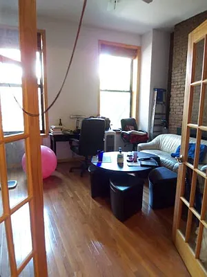 Rented by Centric New York | media 28