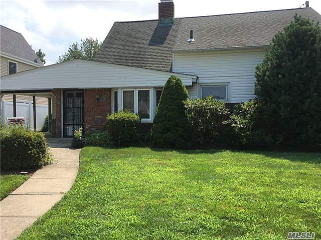 1st image of 14 Saddler Ln