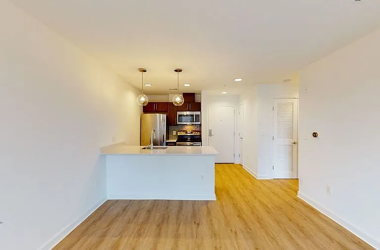 1115 H St NE #303 — Photo 22