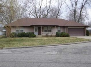 2700 Wing Ave, Sedalia, MO 65301