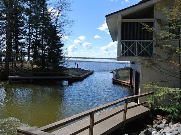 4th image of 2305 Circle Dr