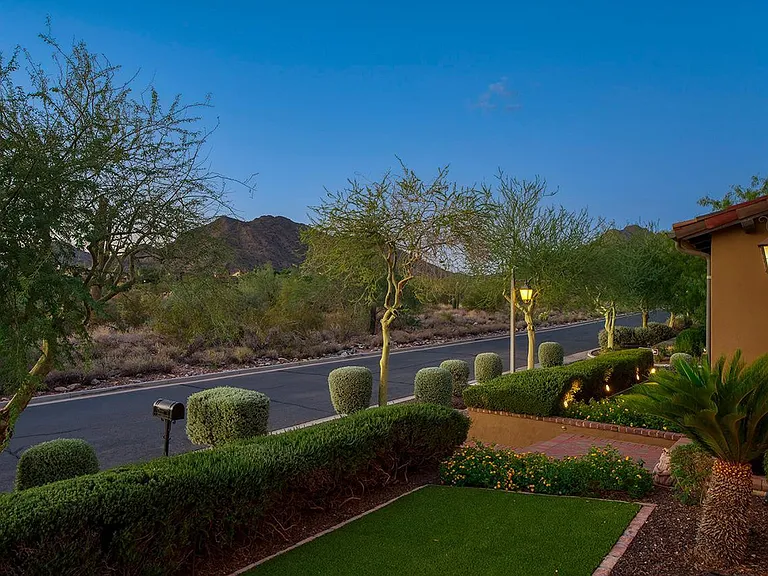 10287 E Diamond Rim Dr — Photo 39