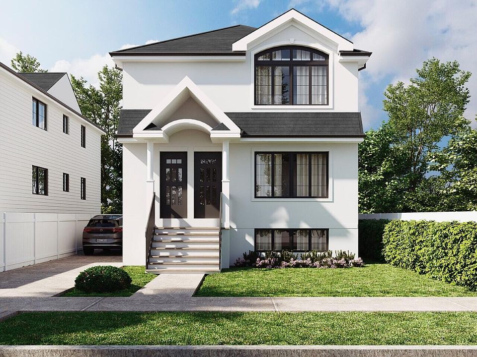 1st image of 358 Bradford Ave