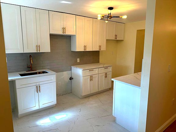 2nd image of 3756 Paulding Ave Floor 2