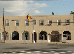 1265 W Broadway, Hewlett, NY 11557