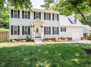 11301 Parrish Creek Ln, Midlothian, VA 23112