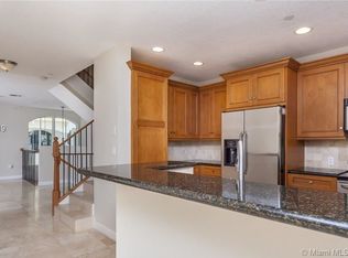 843 NE 16th Ter, Fort Lauderdale, FL 33304