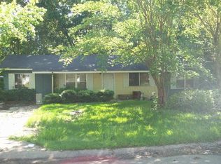 2704 Charleston Dr, Jackson, MS 39212