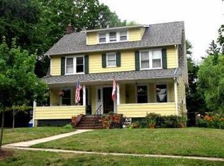 327 Maolis Ave, Glen Ridge, NJ 07028