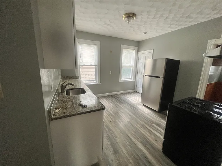 9 Payson Ave #2 — Photo 9