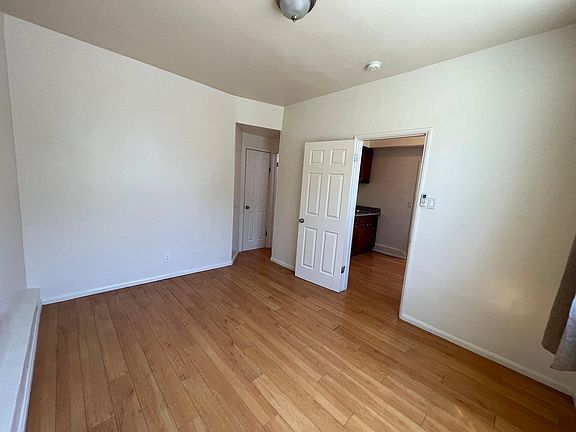 5th image of 7055 3rd Ave