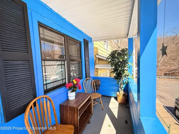 16 Sycamore St, Wilkes Barre, PA 18705
