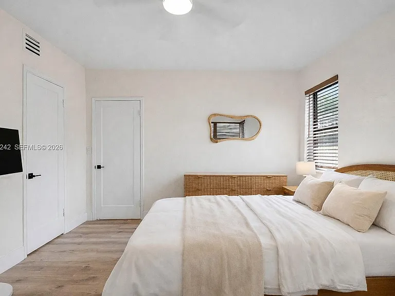1275 Marseille Dr #42 — Photo 10