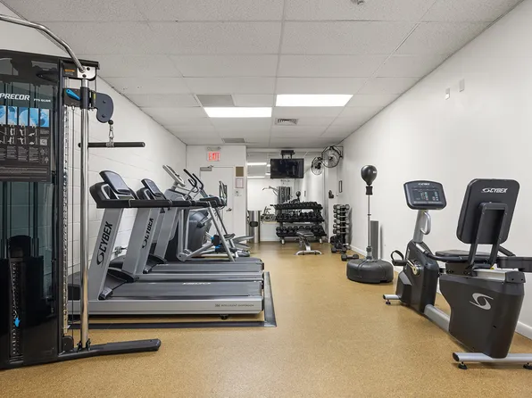 135 West 70th Street image 12 of 14