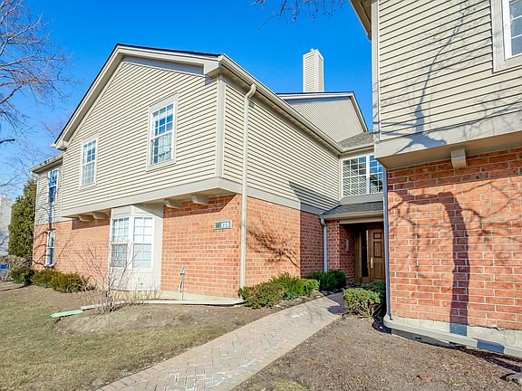 2nd image of 123 Crest Wood Ct APT 6