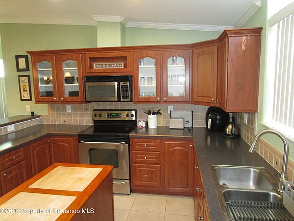 5th image of 14390 Midfield St #1