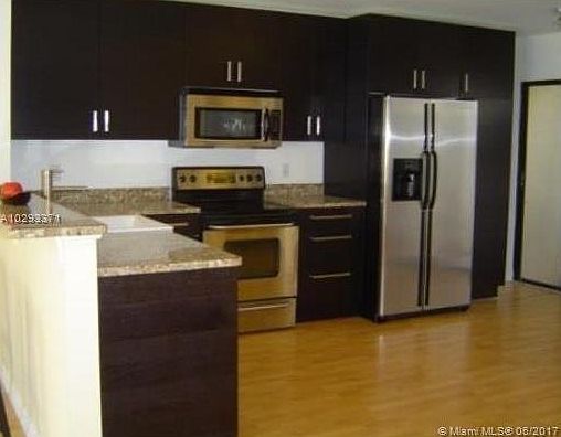 2nd image of 3485 Torremolinos Ave