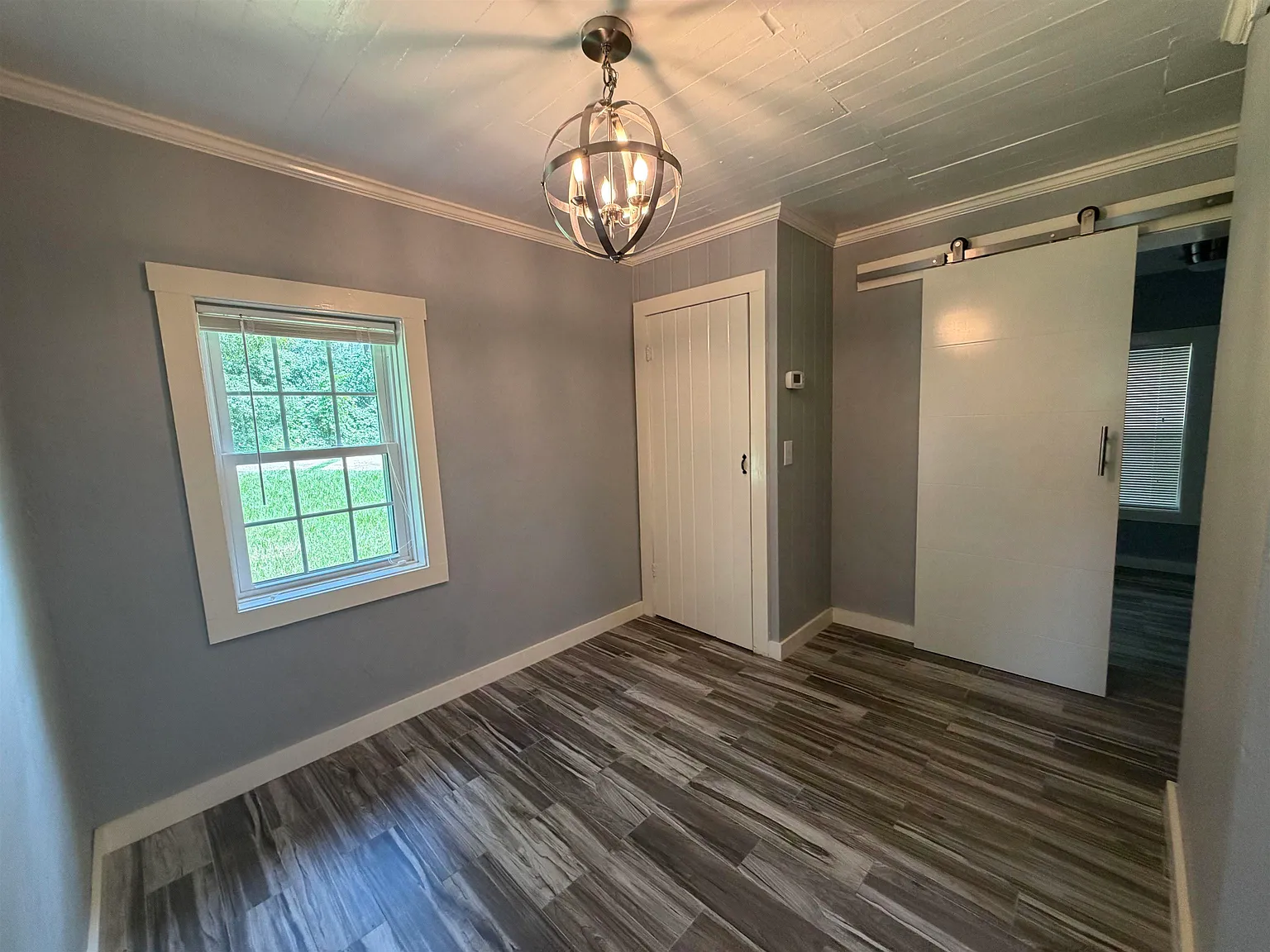 1 bed, 834 sqft, $1,000 — Photo 2