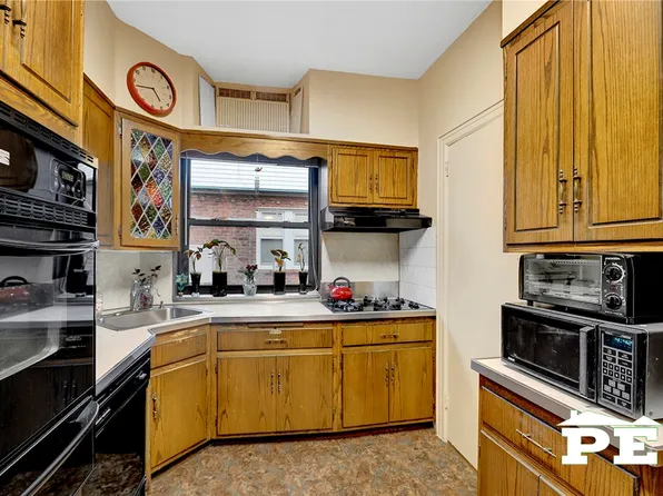 1743 East 33rd Street image 13 of 34