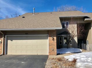 853 8th Ave SE, Forest Lake, MN 55025