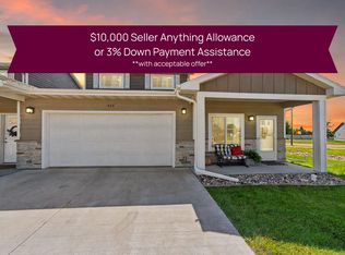 419 Harvest Trl, Harrisburg, SD 57032