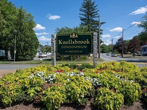 107 Ethyl Way APT E, Stoughton, MA 02072