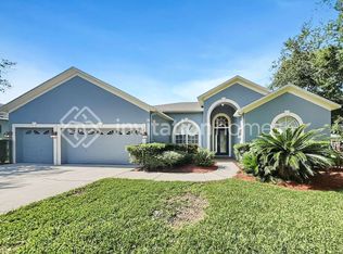2620 Abbey Grove Dr, Valrico, FL 33594
