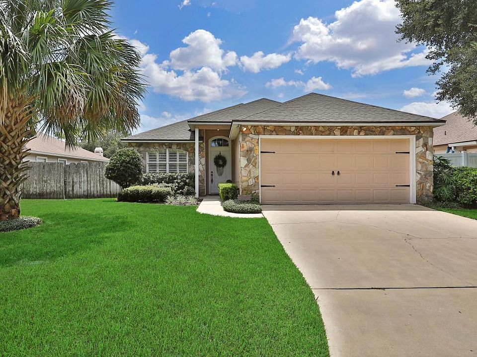 1st image of 2198 The Woods Dr E