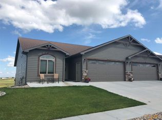177 Enchantment Rd, Rapid City, SD 57701